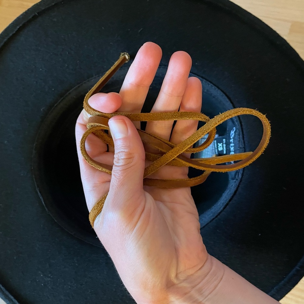 Brixton Black Fedora with Brown Band - Picture 3 of 9